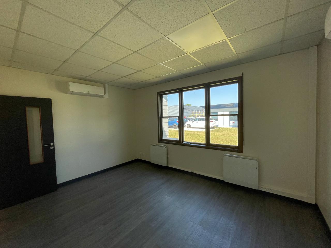 Bureau La Chapelle-Saint-Mesmin 321m² Location bureau La Chapelle-Saint-Mesmin Loiret OLBUR2422019 3